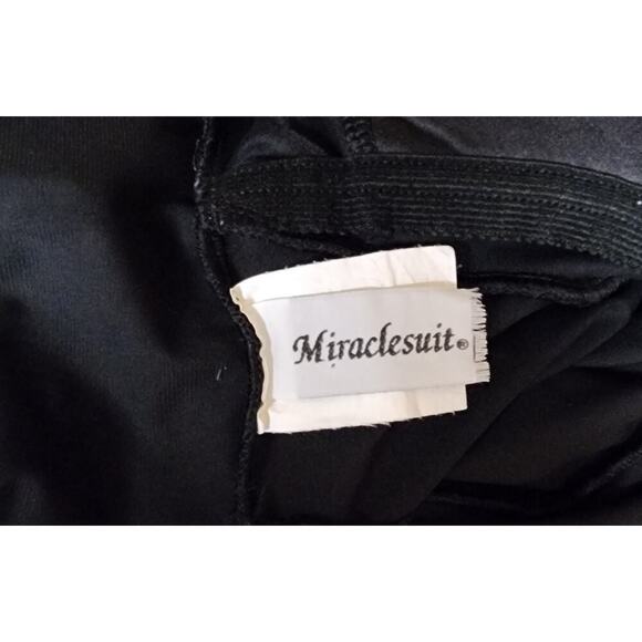 Miraclesuit Must Haves Oceanus One Piece Swimsuit Black Size 8 Slimming Shaping - Picture 8 of 8